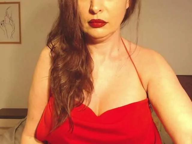 Freechat ellaine on BongaCams