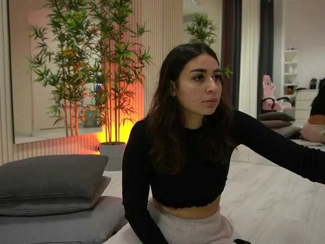 Offline EmmaBlanco on BongaCams