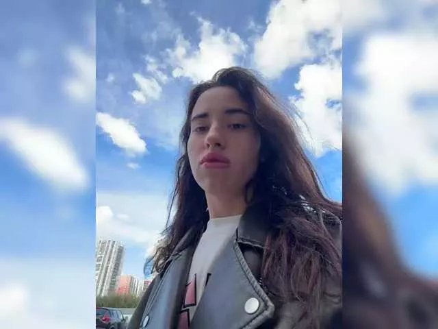 Offline Etokiska on BongaCams