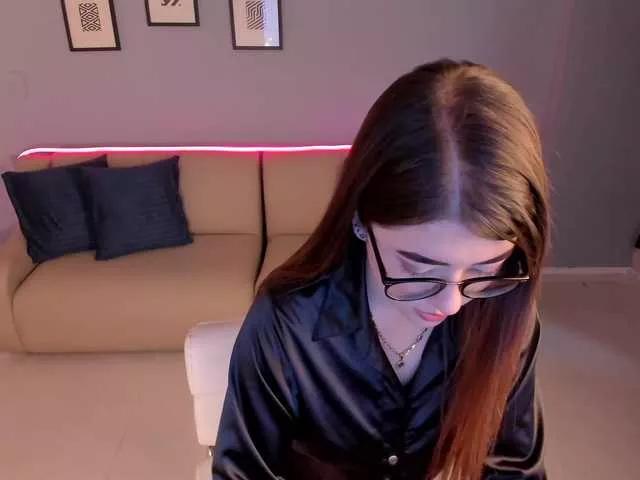 EveBenson on BongaCams