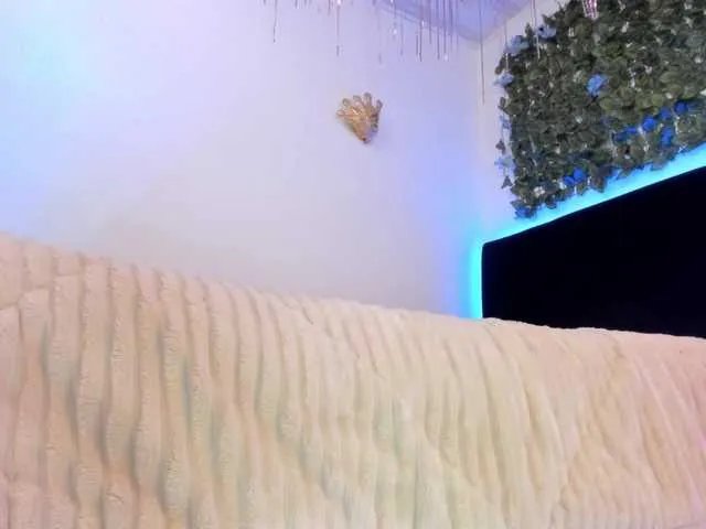 Freechat flylia01 on BongaCams