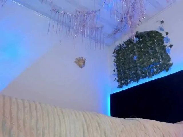 Freechat flylia01 on BongaCams