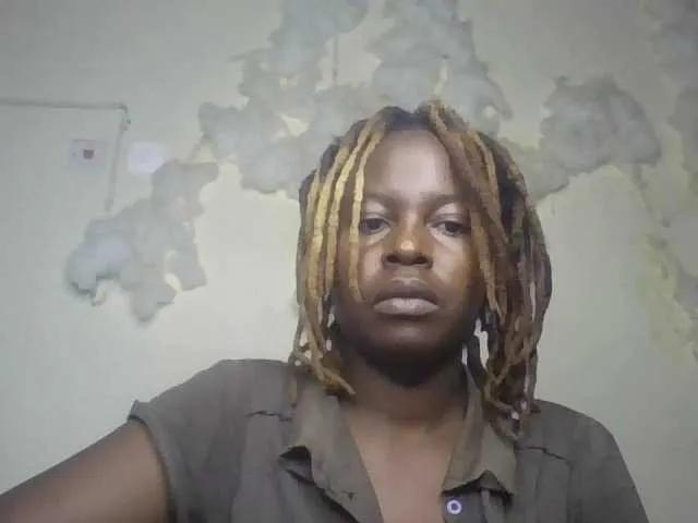 Offline freakcurvy8 on BongaCams