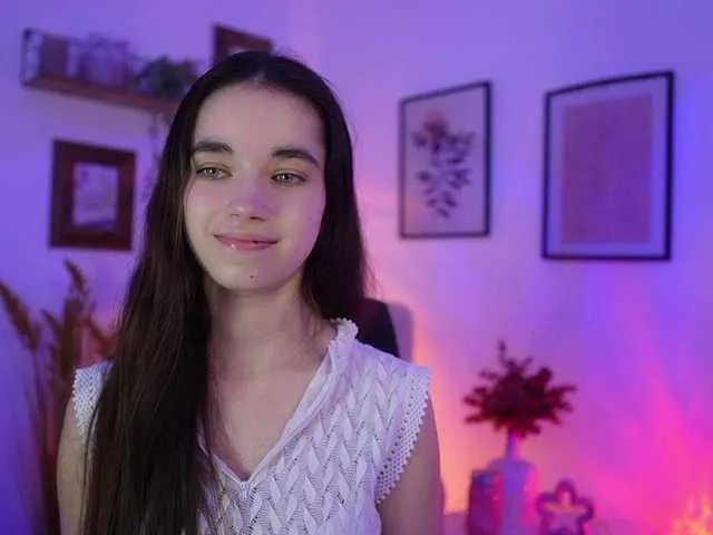 Offline GiaPaige18 on BongaCams