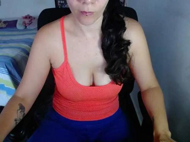 Offline Giselle-moon on BongaCams