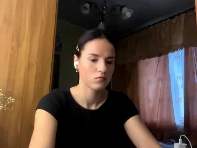 BongaCams GMA-Molly is Freechat GMA-Molly — Well-mannered and caring guys, playing with my body and pussy, I love to show off all my beauty and femininity.