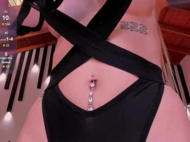 Offline HannaConnor on BongaCams