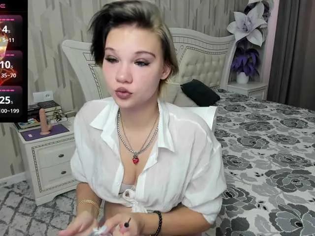 Avatar of HarperMarryson