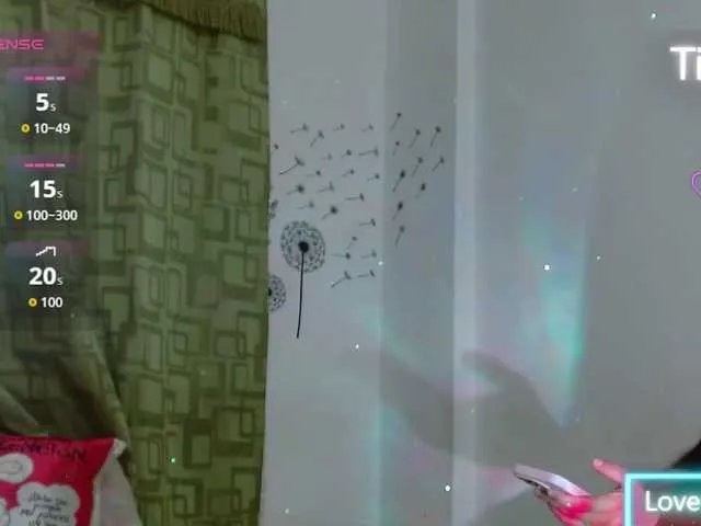 Offline hatenea3queen on BongaCams