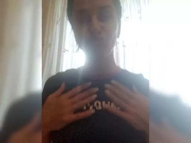 Offline helenakisss on BongaCams