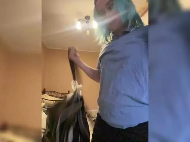 Offline HelgaBillions on BongaCams