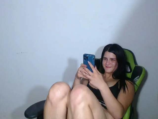 Freechat hotcollege29 on BongaCams