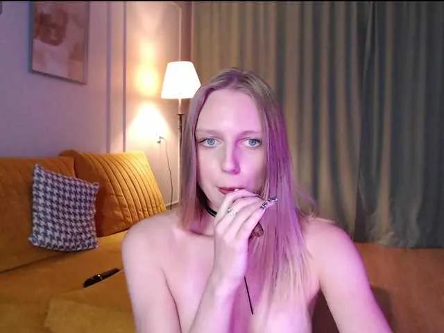 Offline HotWillow on BongaCams