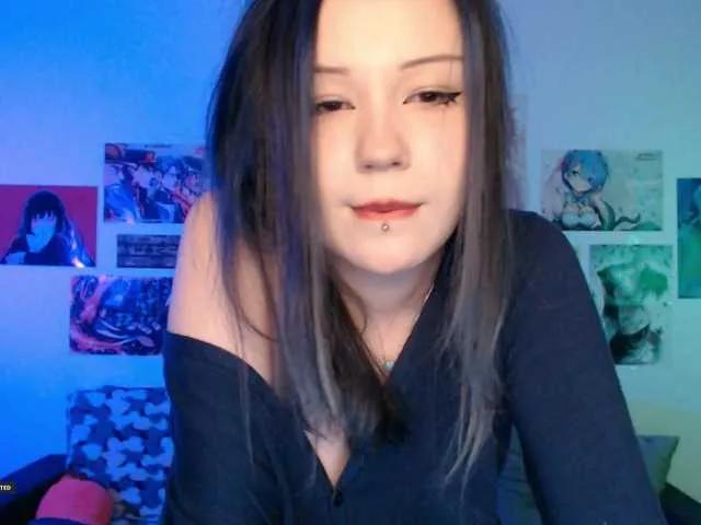 Offline Hugo-Min on BongaCams