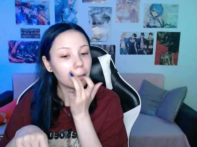 Offline Hugo-Min on BongaCams