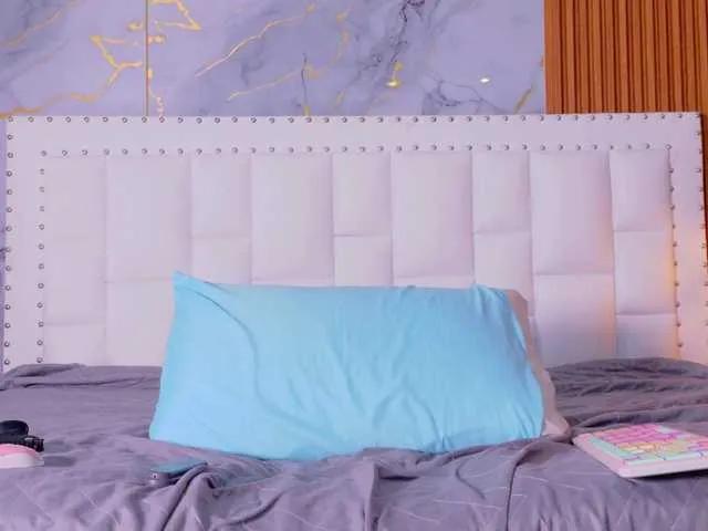 Indiancutiie on BongaCams 