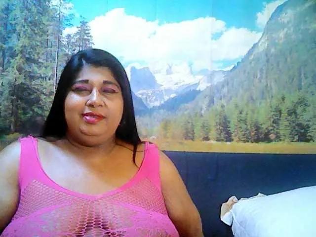 indianhoney on BongaCams 