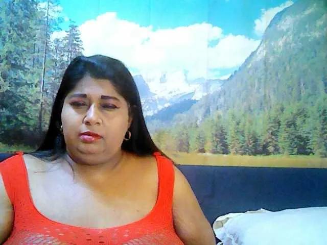 indianhoney on BongaCams 