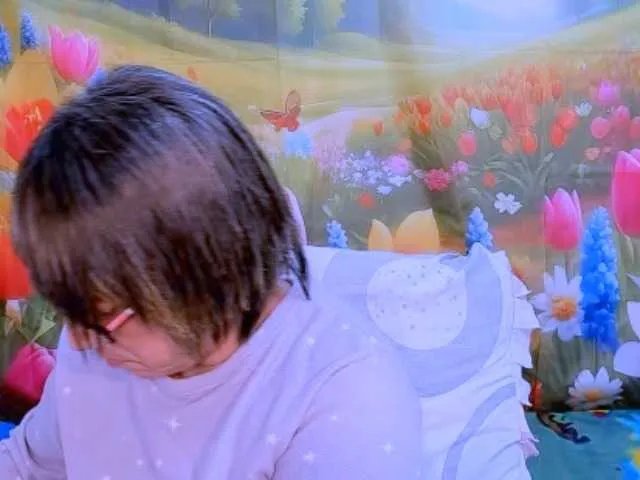 Offline indianroxy on BongaCams