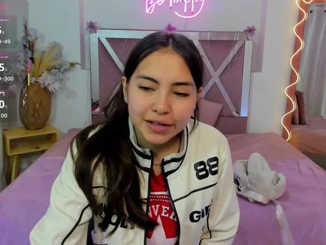 Offline Isabela-tay on BongaCams