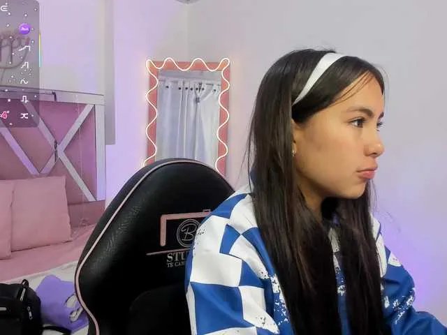 Offline Isabela-tay on BongaCams