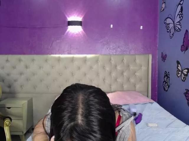 Offline IsabellaLuxe on BongaCams