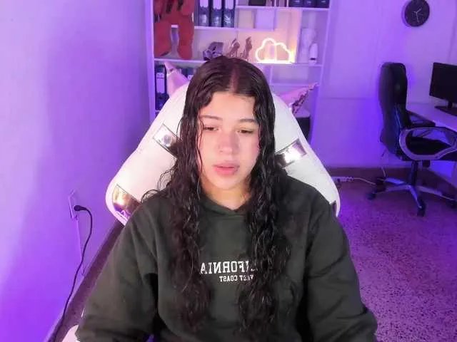 Offline Ivy-sweetlove on BongaCams