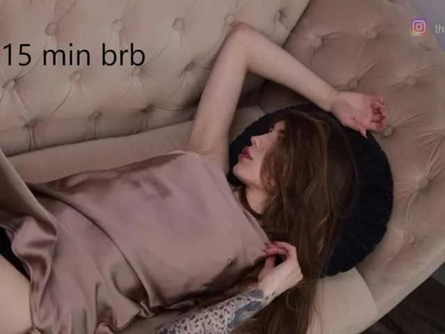 Offline IzabellaOne on BongaCams