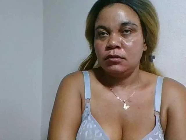 Offline JELLA1 on BongaCams