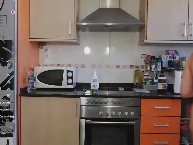 Offline JennyCoquine on BongaCams