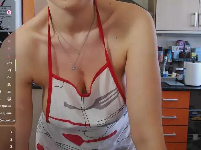 Offline JennyCoquine on BongaCams