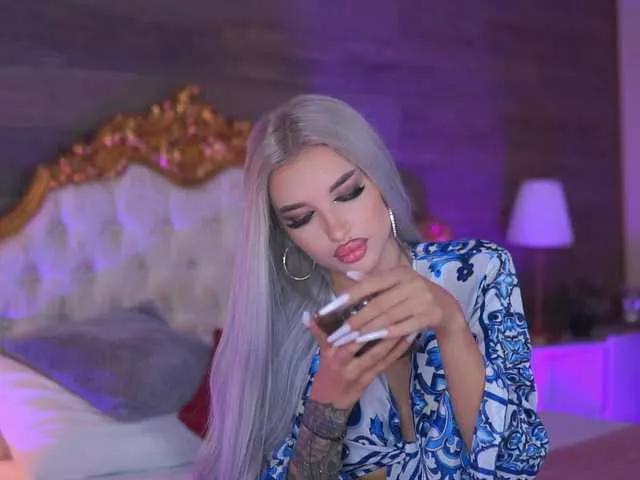 Freechat JuicyJessye on BongaCams