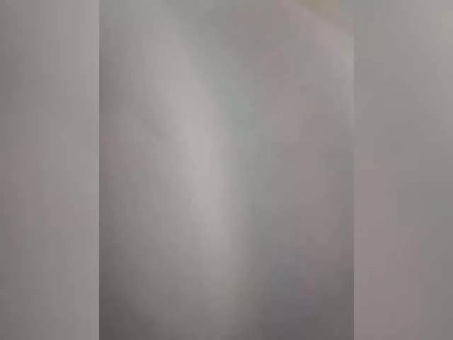 Offline JuicyKittie on BongaCams