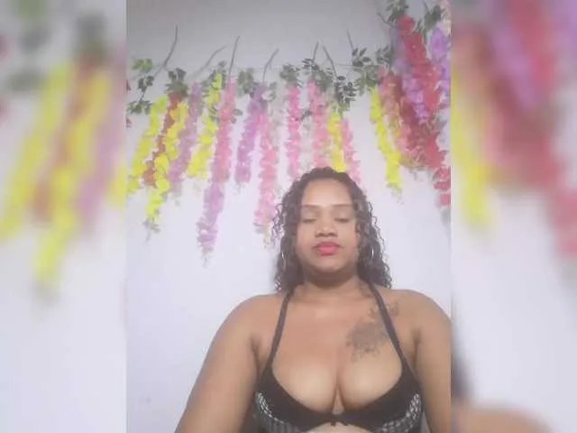 Freechat Julianna-1 on BongaCams