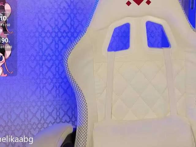 Offline Karamelikaa on BongaCams