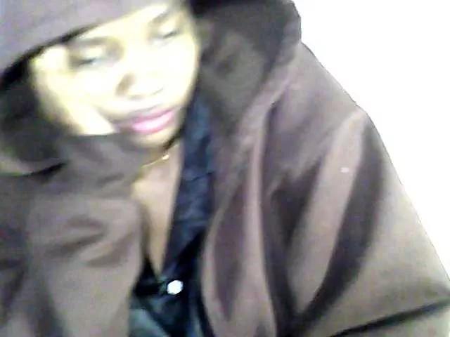 Offline Karene-2 on BongaCams