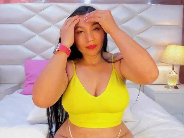 Offline KarinaGomez on BongaCams