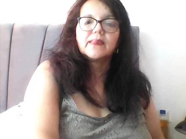 Offline kassandra02 on BongaCams