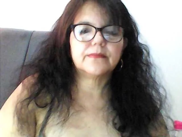 Offline kassandra02 on BongaCams