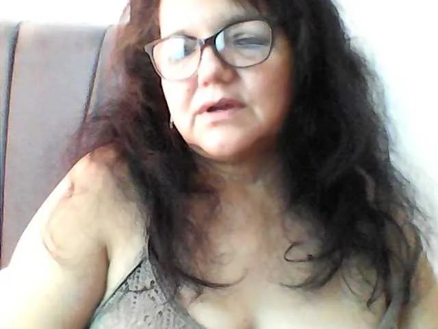 Offline kassandra02 on BongaCams