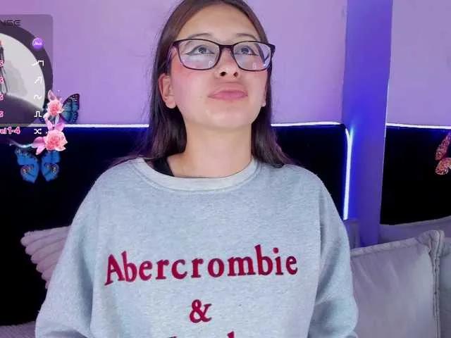 Offline katnisslovee on BongaCams