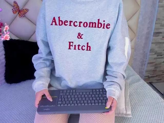 Offline katnisslovee on BongaCams