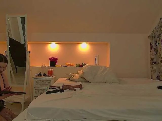 Offline KeiraDark on BongaCams