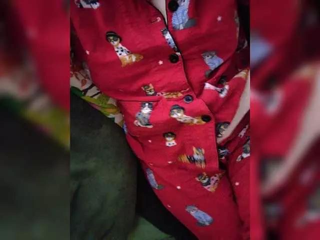 Offline KiraKiss8 on BongaCams