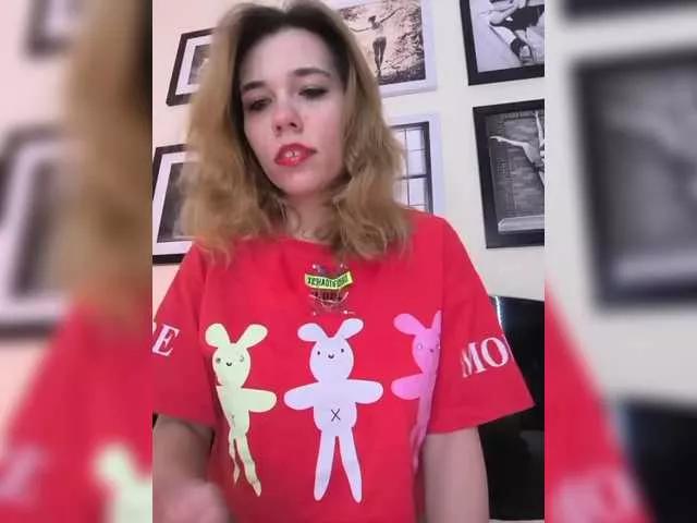 Freechat Kitteen on BongaCams