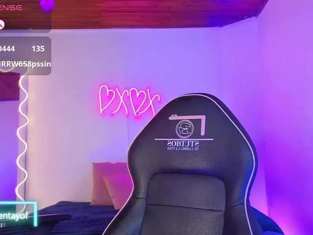 Offline Kristen-tay on BongaCams