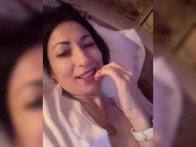 Freechat KristiSSS1 on BongaCams