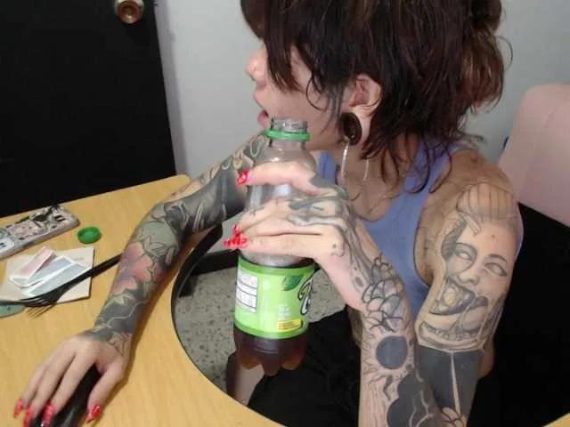 Offline Kuromi-chang on BongaCams