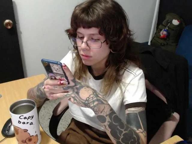Offline Kuromi-chang on BongaCams