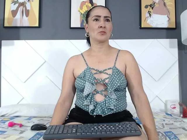 Freechat KyleDoom on BongaCams